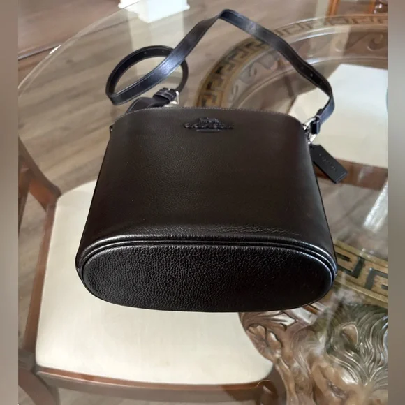 Coach Black Crossbody Bag - Picture 3 of 13